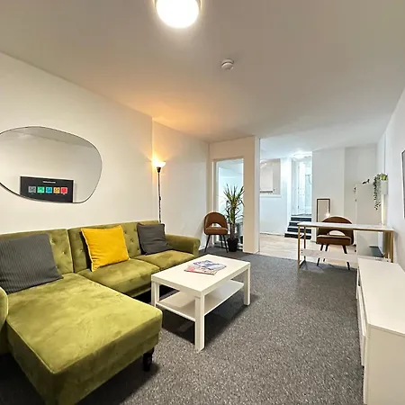 Cosy Studio Escape In Ilkeston With Netflix Exterior photo