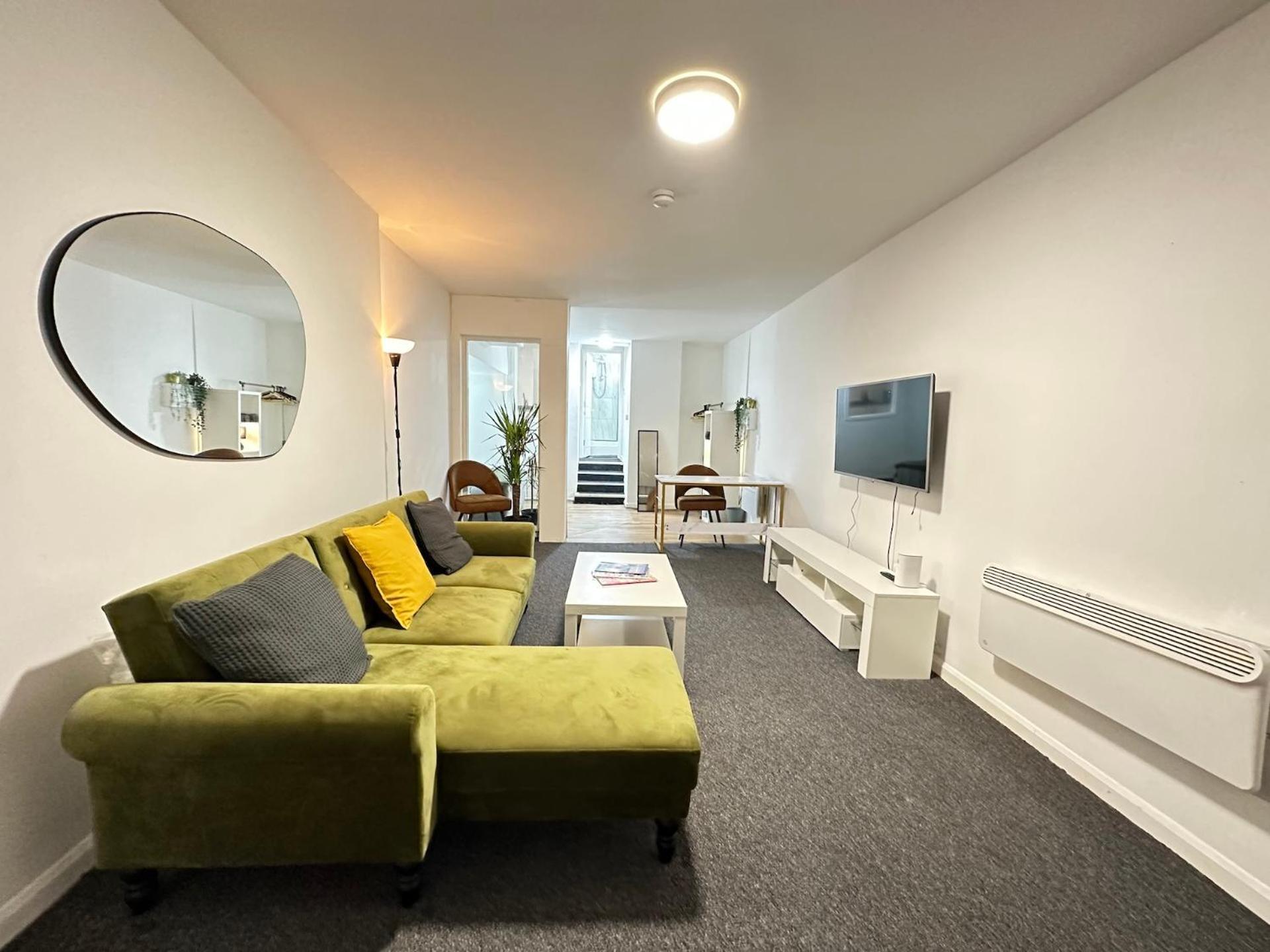 Cosy Escape In With Netflix Apartment Ilkeston