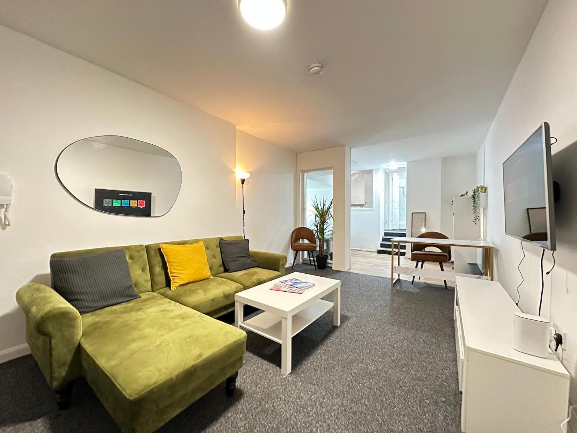 Cosy Escape In With Netflix * Ilkeston