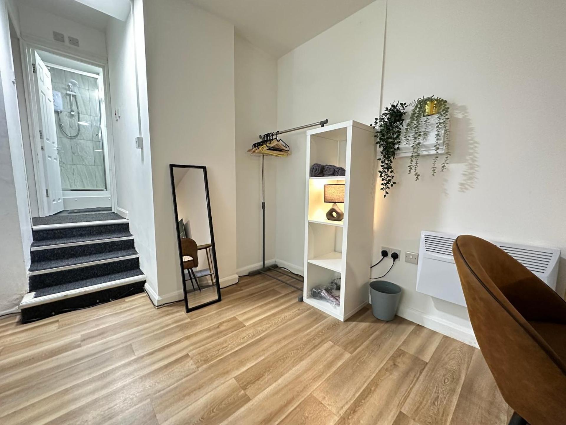 Apartment Cosy Escape In With Netflix